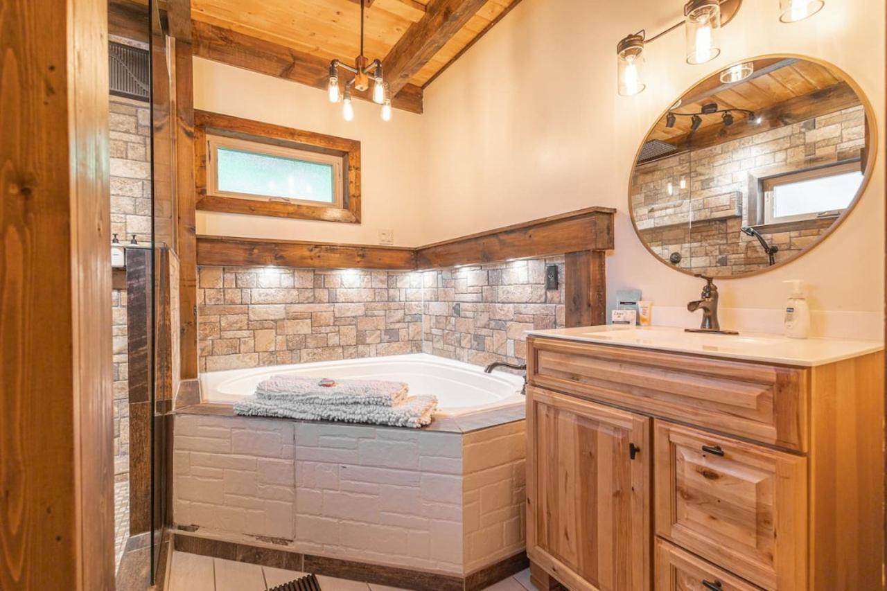 Canyon View Treehouse- Relaxing Getaway In Jasper With An Amazing View エクステリア 写真